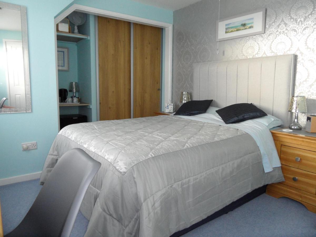 Bed and Breakfast Monterey Pines Helston Esterno foto