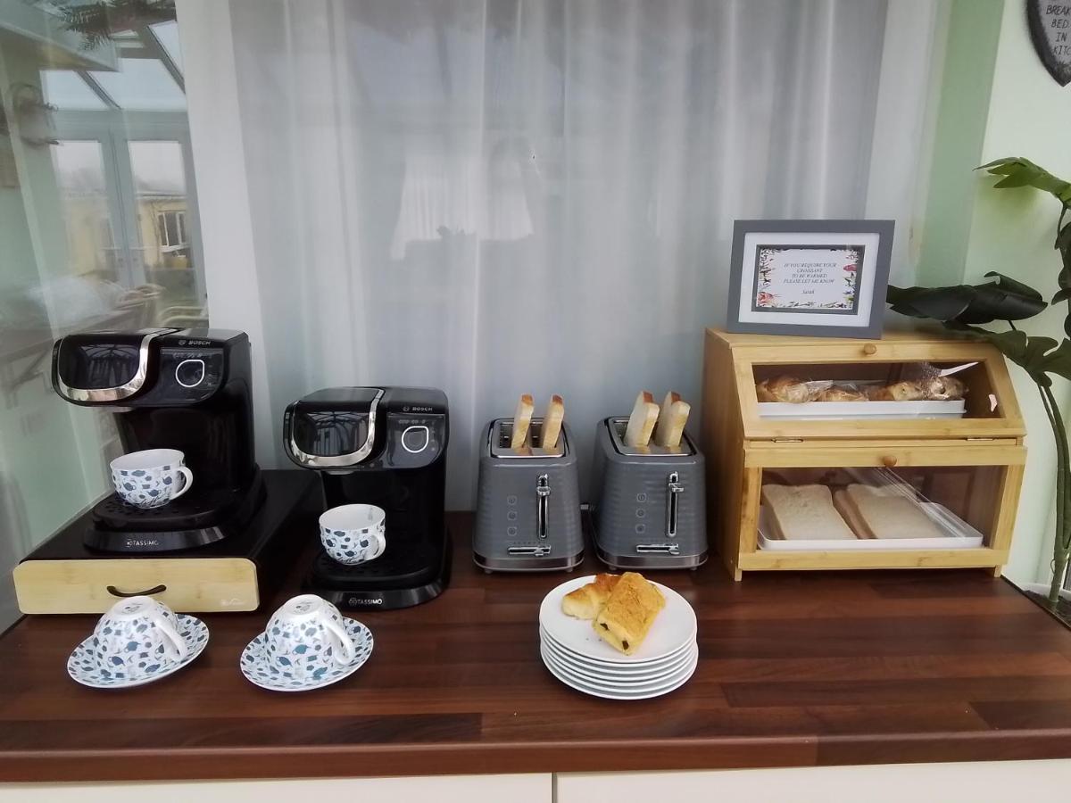 Bed and Breakfast Monterey Pines Helston Esterno foto