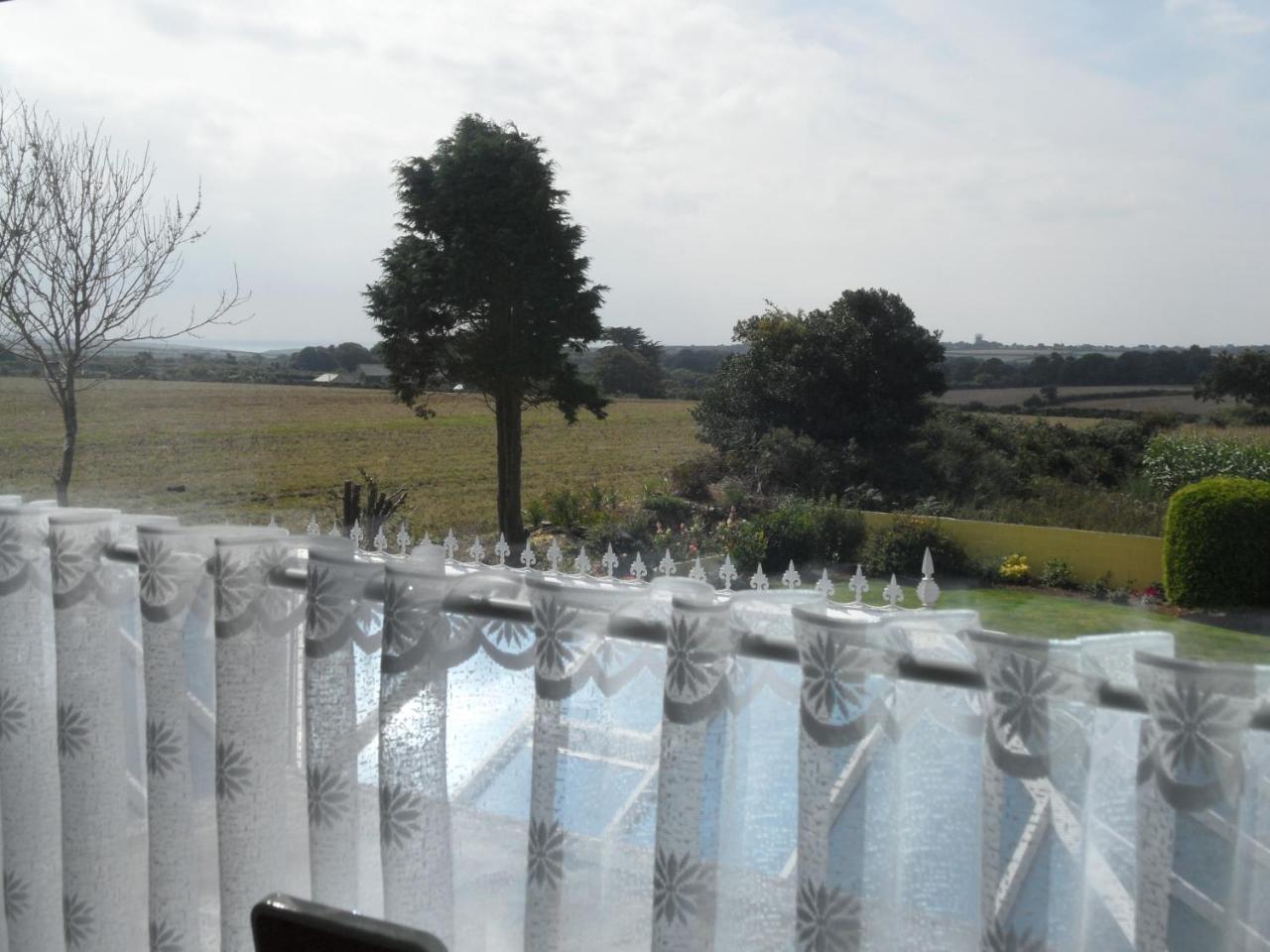 Bed and Breakfast Monterey Pines Helston Esterno foto
